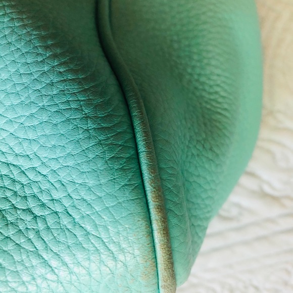 Kate Spade Satchel - Picture 6 of 9